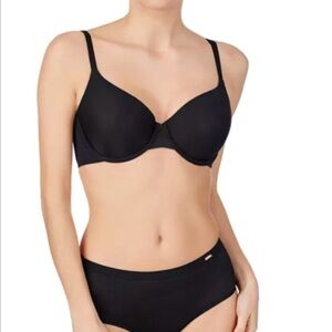 NWT Le Mystere TechFit Bra 954 Underwire Black 38B